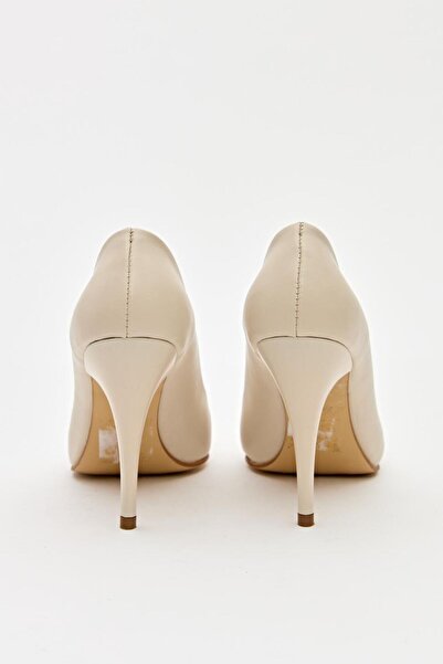 Hayati Arman Women's Heeled Top Strap Evening Dress Shoes Tan