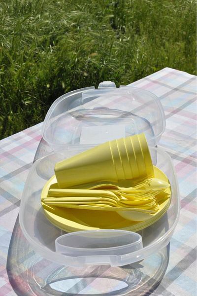 Saban 32 Piece Eco Picnic Set (yellow)