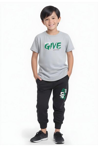 YA KO KİDS Never Give up Printed Boys' Short Sleeve Double Pocket Bottom-Top Suit