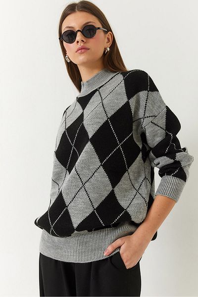 Bianco Lucci Women's Diamond Patterned Half Turtleneck Oversize Thick Knitwear Sweater 60261376