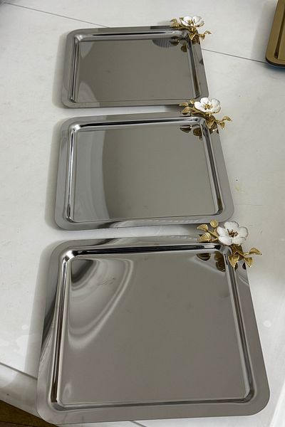 Elzemm store 6 Pcs White Floral Pattern Stainless Steel Square Model Presentation Tray Service