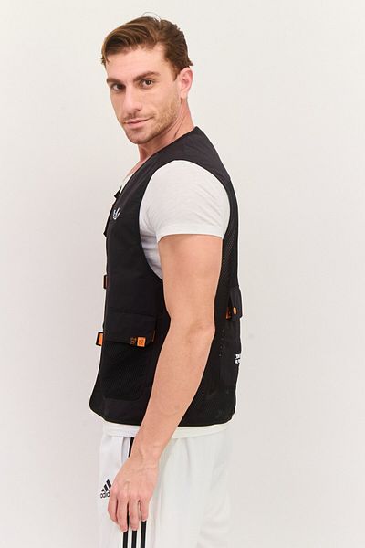adidas Men Sportswear Fit Sleeveless Outdoor Vest, Black