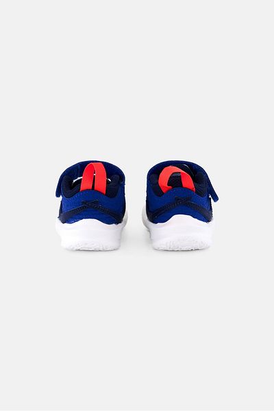 Nike Toddlers Boy Team Hustled D 10 Velcro Closure Outdoor Shoes, White