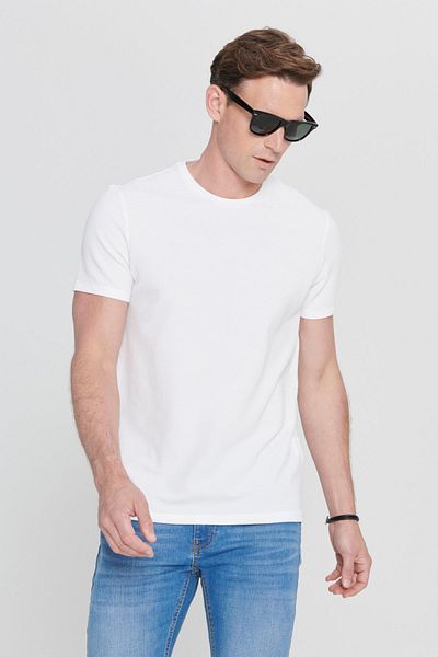 AC&Co / Altınyıldız Classics Ανδρικό ανδρικό μπλουζάκι Slim Fit Slim Fit Modal Crew Neck Soft Key Flexible Basic T-shirt