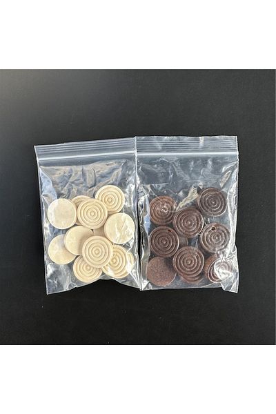 Choice مجموعة واحدة مكونة من 24 قطعة، مجموعة واحدة من قطع الداما الخشبية المستديرة مقاس 2.5 سم/0.98 بوصة، قطع الداما الدولية المستديرة للعبة البوكر