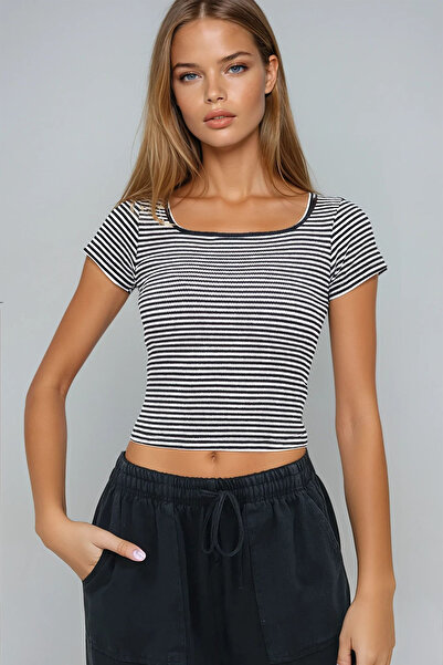 VAGGON Women's Black Square Neck Striped Crop Blouse Prmx11550