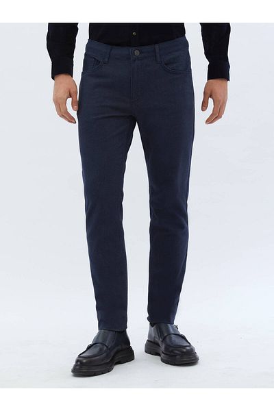 Kip Lässige, gewebte Hose aus Baumwollmischung im Slim Fit