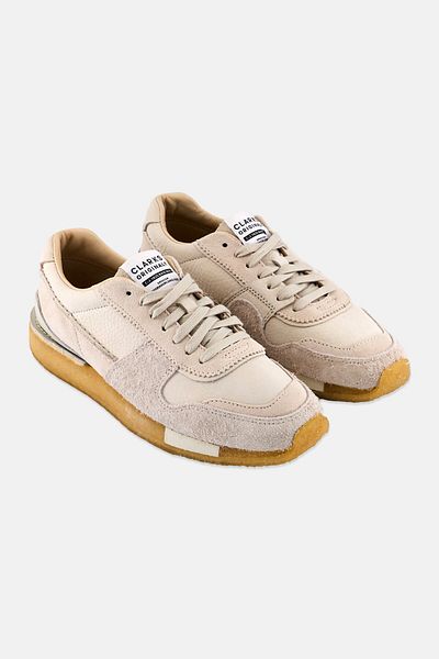 CLARKS Women Standard Fit Lace Up Casual Shoes, White