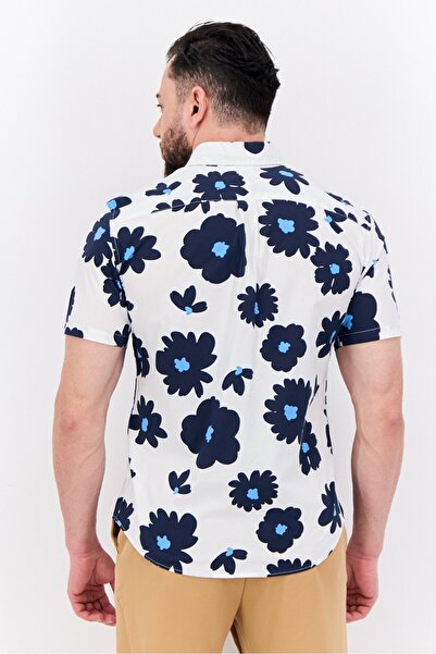 GAP Men Standard Fit Floral Print Short Sleeves Casual Shirt, White Combo