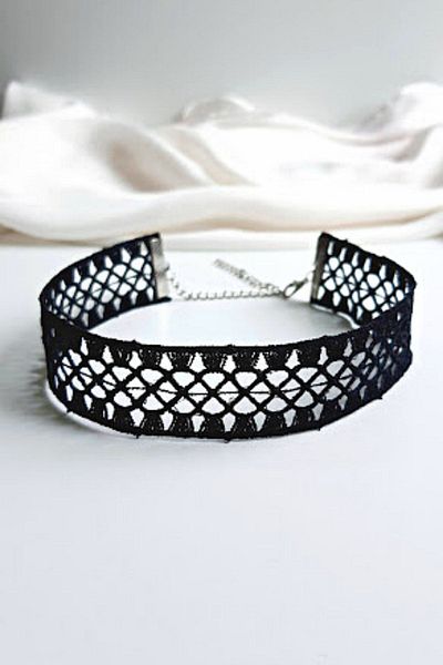 PETEK AKSESUAR Gothic Black Lace Guipure Choker Necklace