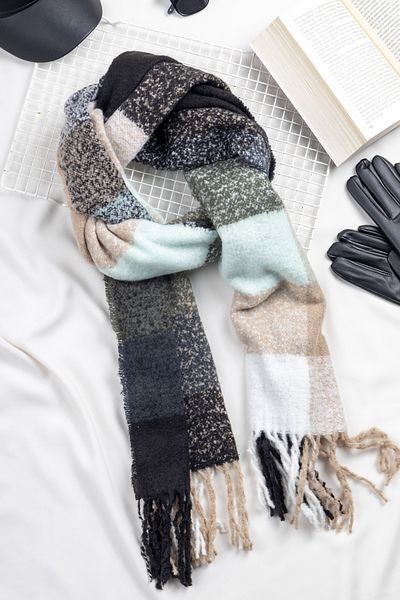 Luminos Butik Stylish Winter Scarf - Black Square Pattern, Tassel and Thick Warm Sal1292