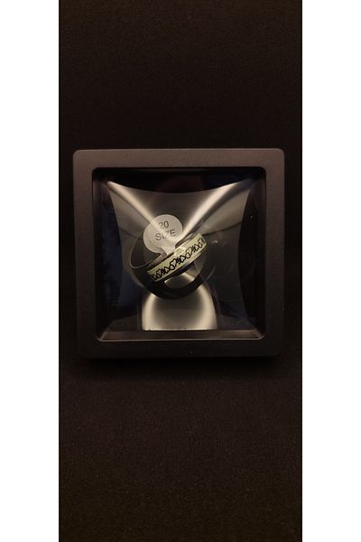 stainless steell خاتم من الفولاذ يتوهج في الظلام