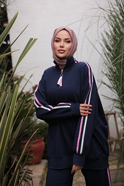 Wovi Moda Hijab Sports Tracksuit Set - Zippered Collar, Women