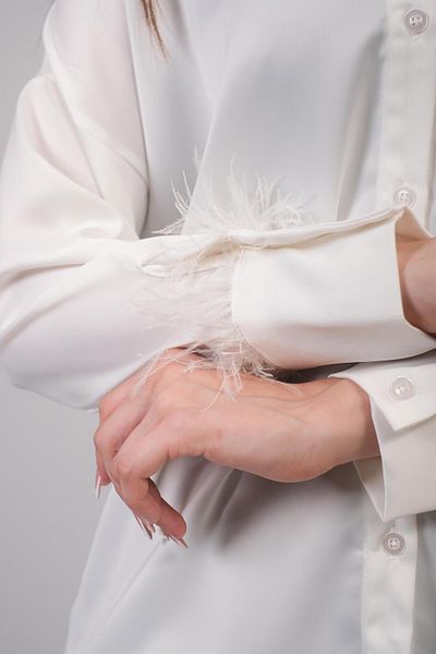 Hisleria Cămașă albă din satin cu mâneci model oversize