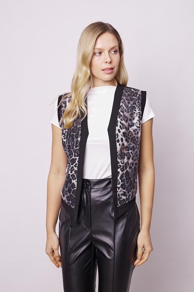 Jument Легка еластична крепова тканина - жилет з пухнастими деталями, що облягає фігуру - леопард