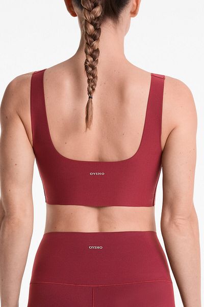 Oysho Perfect-adapt medium-support sports bra with cups