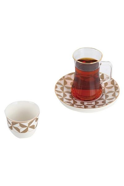 Bien Servi 18-Piece Lily Pattern Elegant Design Tea Set