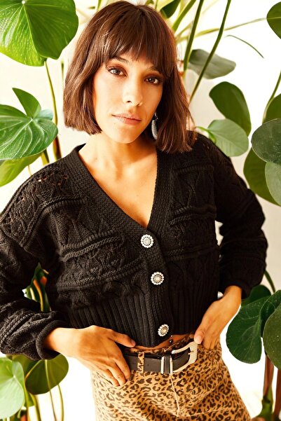 Juuuj سترة نسائية سوداء بأكمام طويلة ورقبة على شكل حرف V وأزرار - مقاس عادي، مقاس قياسي