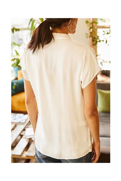 TRQOM Women's Ecru Shirt - Bat Sleeve and Button Detail