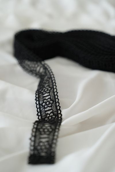 İstoria Bridal 1 Meter Black Knitted Ribbon Lace, Luxury Lace, Guipure (4 cm)