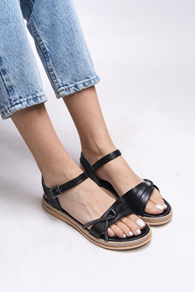 Riccon إليسلايرلا 0012174   موديل صندل نسائي أسود