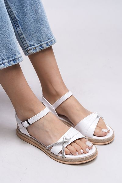 Riccon Elyslaerla White Women's Sandals - 0012174   Model