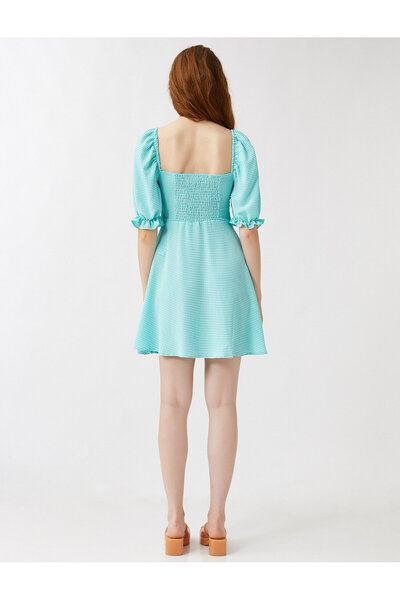 Koton Κοντομάνικο φόρεμα - Κομψό και άνετο σχέδιο