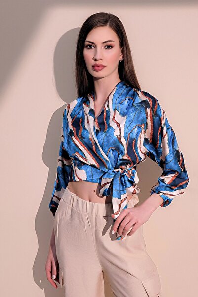 Juuuj Γυναικεία μπλούζα με διπλό γιακά με σατέν φούστα με κορδόνια