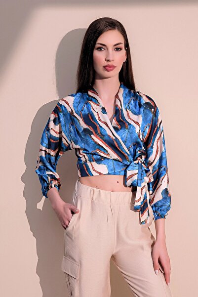 Juuuj Γυναικεία μπλούζα με διπλό γιακά με σατέν φούστα με κορδόνια