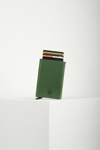 WATCHOFROYAL Cortex Slim Green Genuine Leather Compartmented Slide Mechanical Card Holder