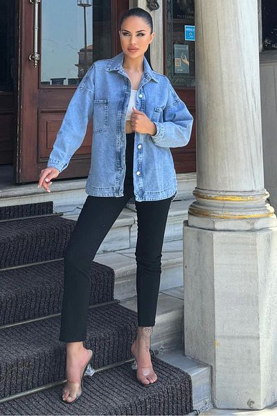 NEW LAVİVA Синя голяма дънкова риза с джоб и копчета
