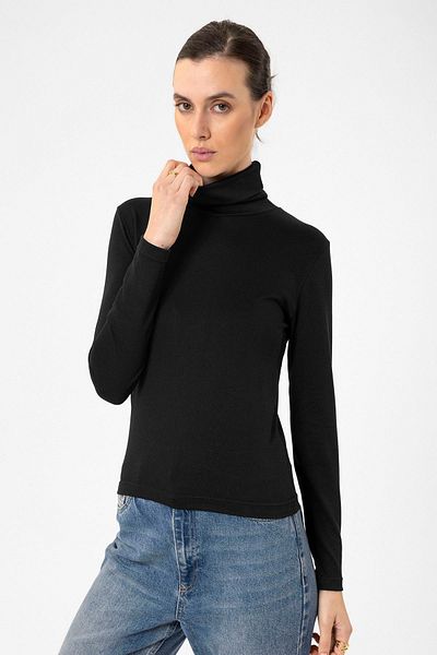 Antioch Black Women's High-Top Knitwear Sweater