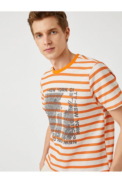 Koton Gestreiftes bedrucktes T-Shirt
