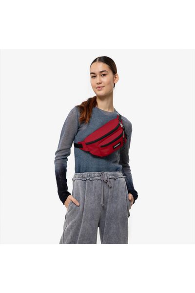 Eastpak حقيبة ظهر حمراء للجنسين من دوجي