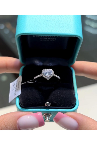 Store Pırlanta Kalp Kesim Tektaş Sevgililer Günü Hediyesi