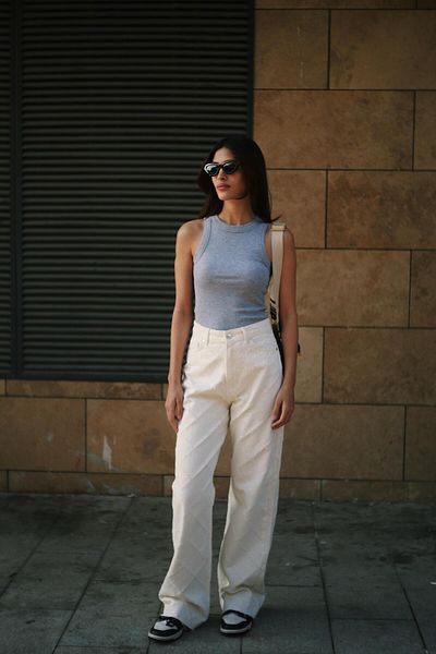 NİLİST Women's Ecru Denim Jeans with Wide Leg Wide Leg Embroidery Detail
