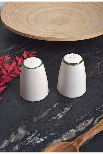 ŞURA MUTFAK 2-Piece Ceramic Salt and Pepper Shakers