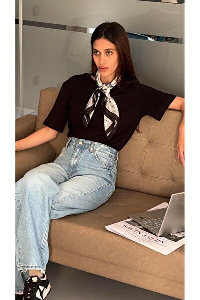 NİLİST Mavi Siyah Çiçek Desenli Kadın Fular