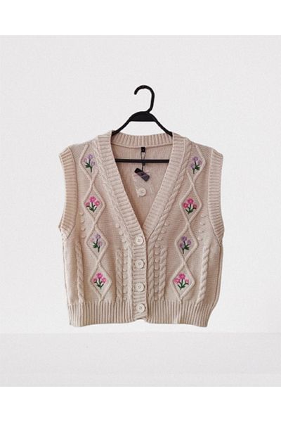 Namaste Vintage Cream Color V-Neck Floral Embroidery Knitwear Jumpers