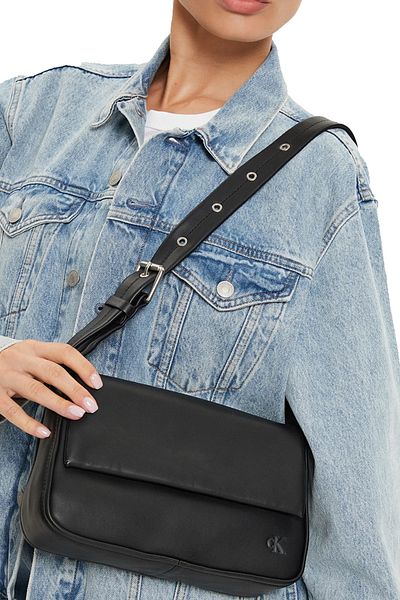 Calvin Klein Women's Black Shoulder Bag - K60K 612251 Beh