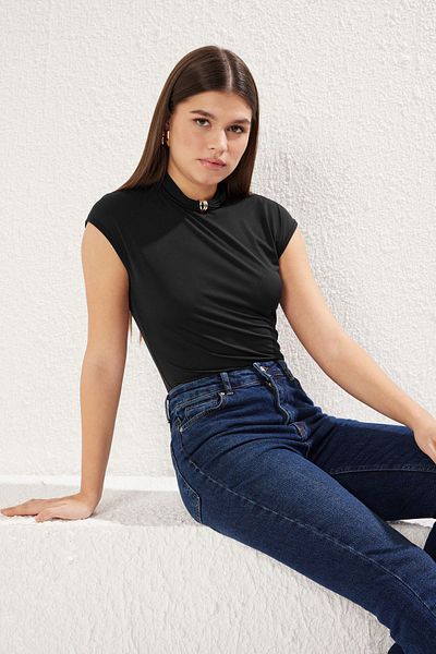 Trendyol Collection Flexible Fitted Body - Black Accessory Detailed, Fitted Body Twoss25Bd00000