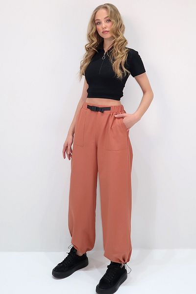 Trend Alaçatı Stili Fliesenfarbene Sommer-Jogginghose für Damen – Doppeltaschen und elastische Beine ALC-X13627
