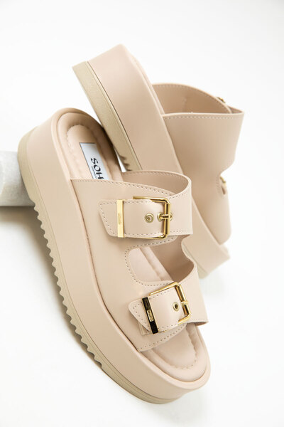 SOHO Bézs színű női papucs 20251