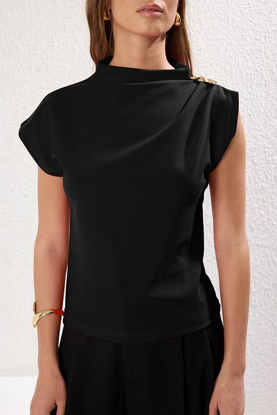 Trendyol Collection Μαύρο Εφαρμοσμένο/Σώμα Εφαρμοσμένο αξεσουάρ Λεπτομερής ντραπέ ελαστική πλεκτή μπλούζα TWOSS25BZ00044