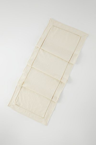 Trendyol Collection Baumwoll-Leinen-Läufer mit gesticktem Rand, 40 x 140 cm – TPHSS25RUN00000
