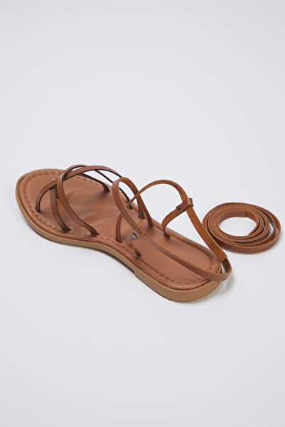 TRENDYOL SHOES Tan Šněrování Šněrovací šňůrka Žabky na plochém podpatku Dámské Sandály Takss25Sd00021