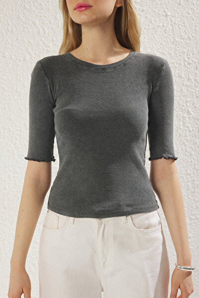 Trendyol Collection Elastická antracitová halenka s žebrovaným výstřihem - Body-Sitting, Twoss23Bz00025