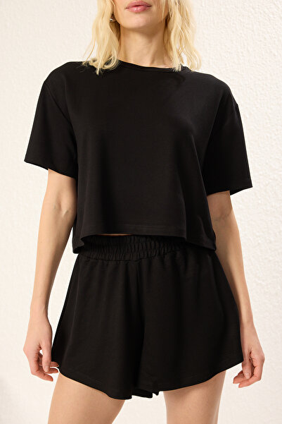 Trendyol Collection Soft Button Black T-Shirt and Shorts Set - Twoss24Au00056