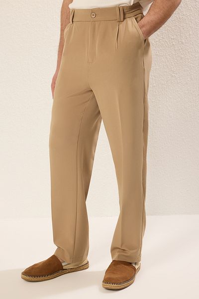 Trendyol Collection Beige bequeme Baggy Wideleg gewebte Hose – TMNSS25PL00007