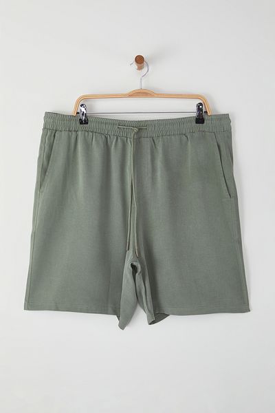 Trendyol Collection Große Größen in Shorts & Bermudashorts